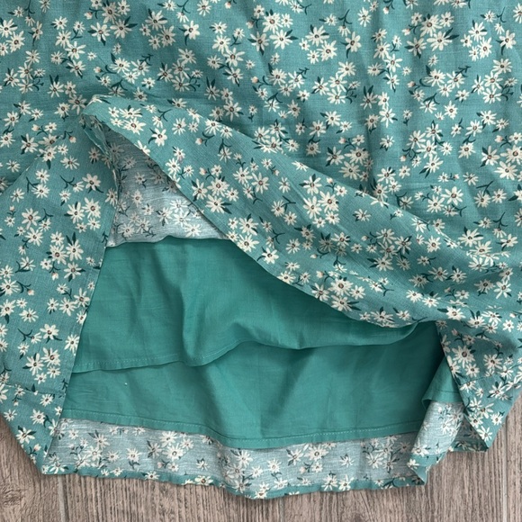 super cute size L green floral sundress from American Eagle - Picture 3 of 4